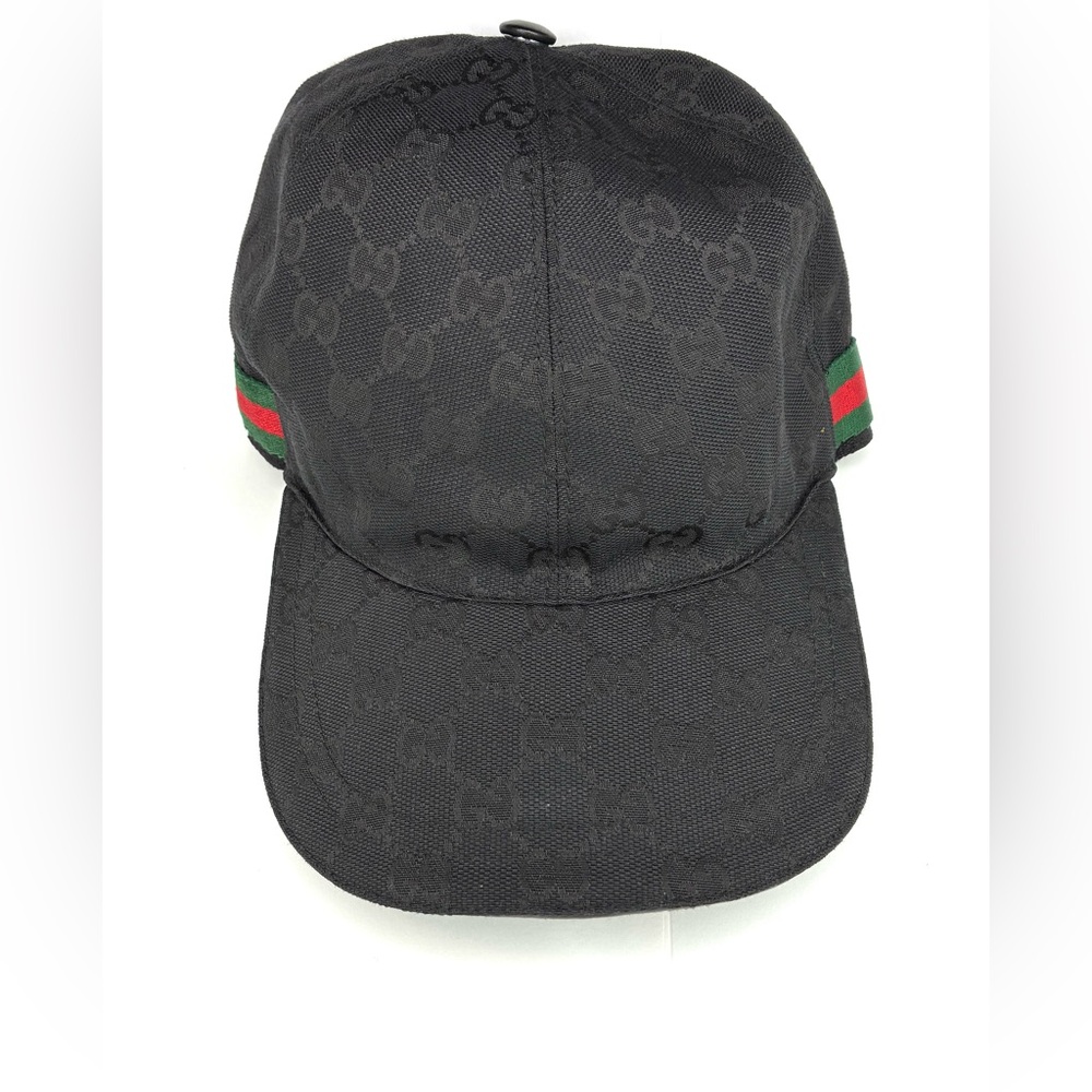 Gucci Black GG Monogram Cap with Green and Red Web Detail